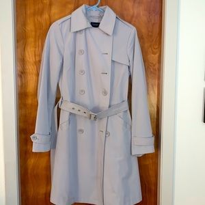 Women’s trench coat, size S